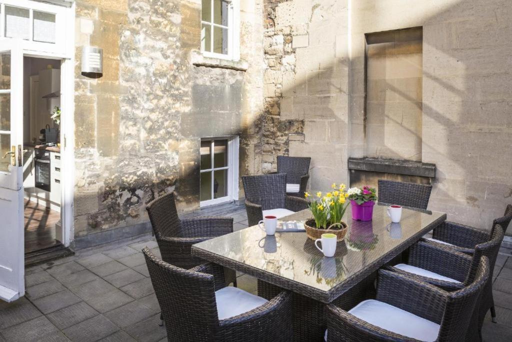 Dream Stays Bath - Trim Street Townhouse With Hot Tub Εξωτερικό φωτογραφία